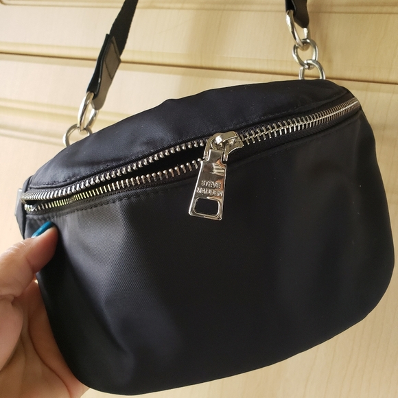 Steve Madden black fenny pack - Picture 3 of 7